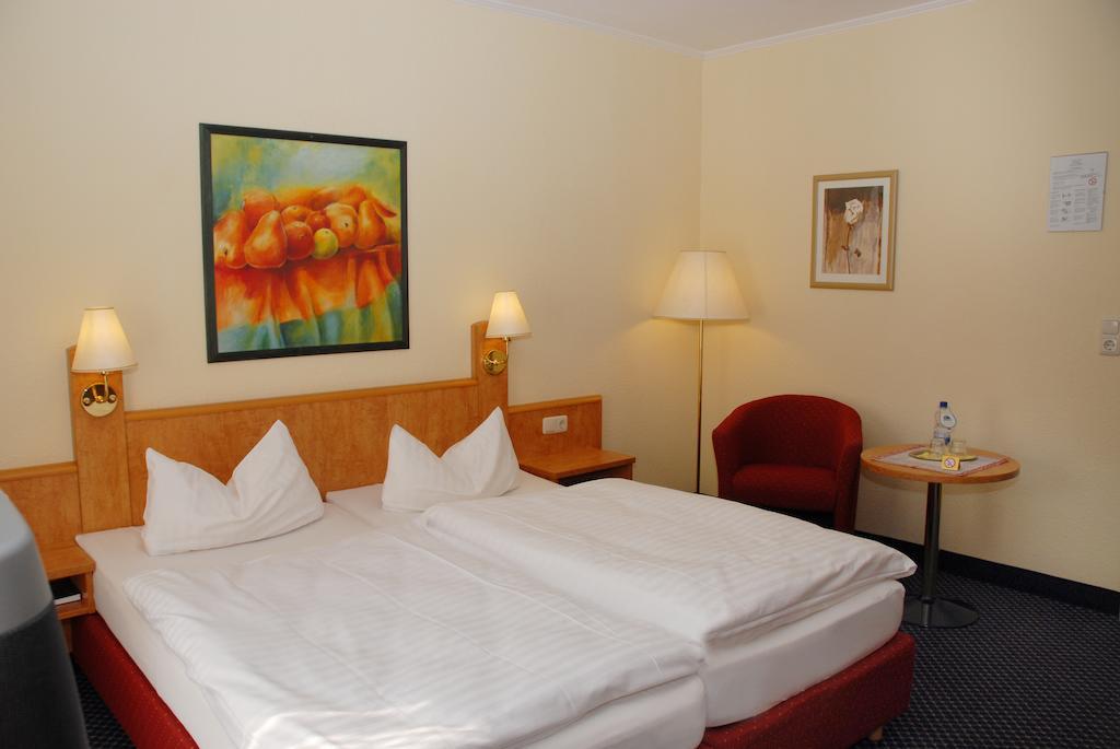 Hotel Alte Schule Luhden Eksteriør billede