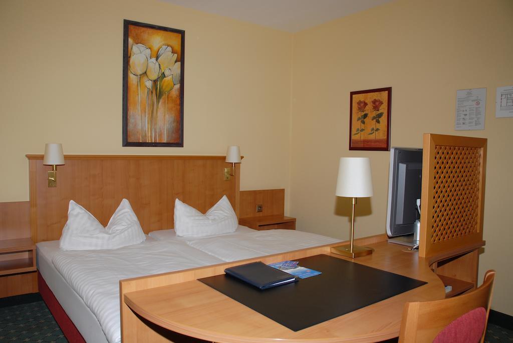 Hotel Alte Schule Luhden Eksteriør billede